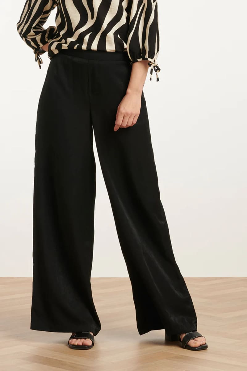 25141 Zwarte Rayon Satin Broek 3 25141 Zwarte Rayon Satin Broek 3