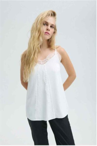 D39008 white